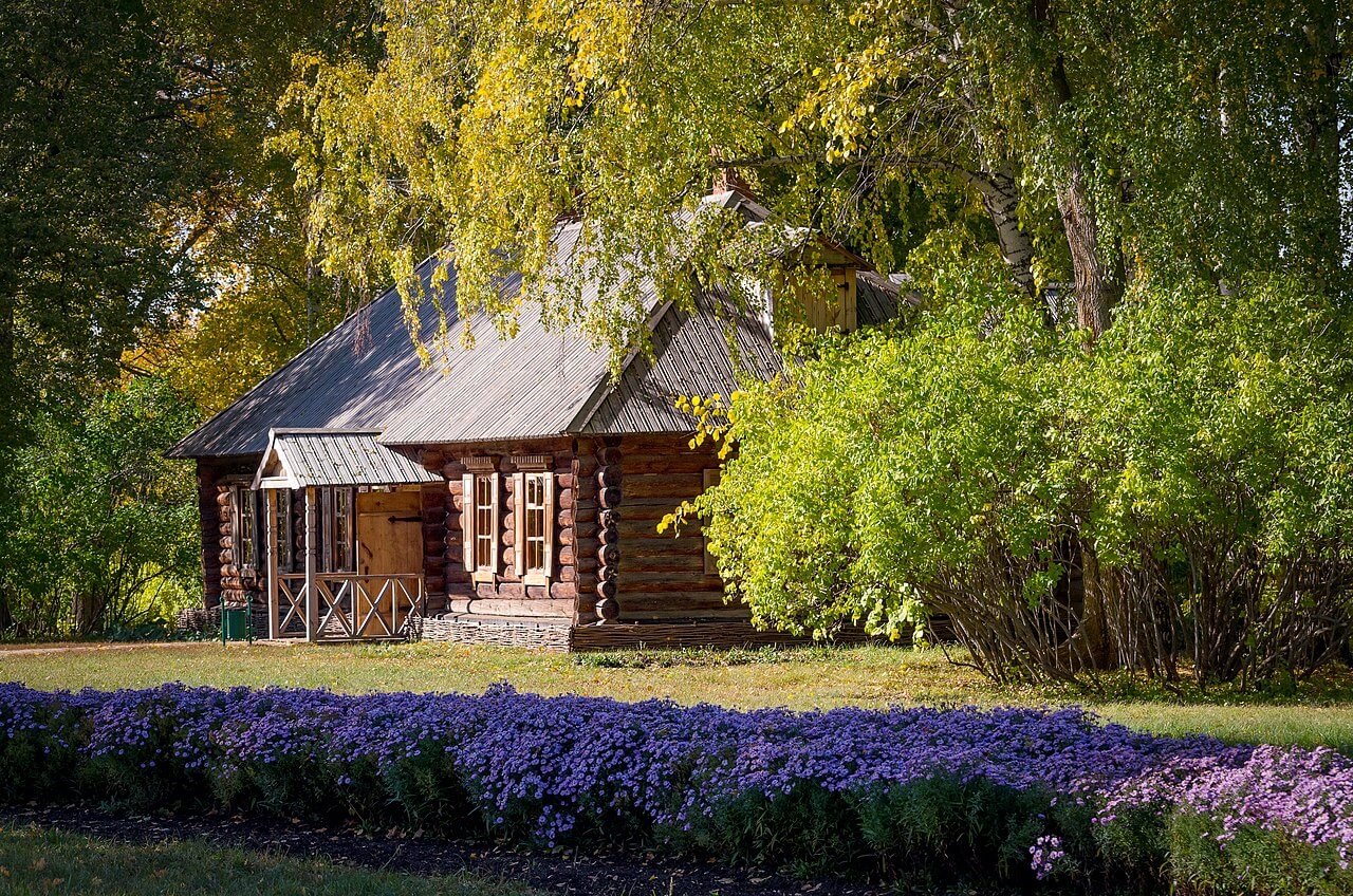 Дом ключника. Елисеева68, CC BY-SA 4.0 https://creativecommons.org/licenses/by-sa/4.0, via Wikimedia Commons