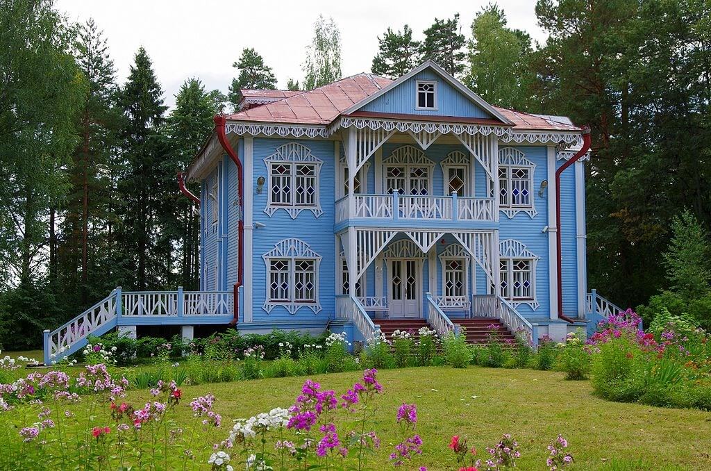 Голубой дом (дом дочери А.Н. Островского). Anna Zayka, CC BY-SA 4.0 https://creativecommons.org/licenses/by-sa/4.0, via Wikimedia Commons